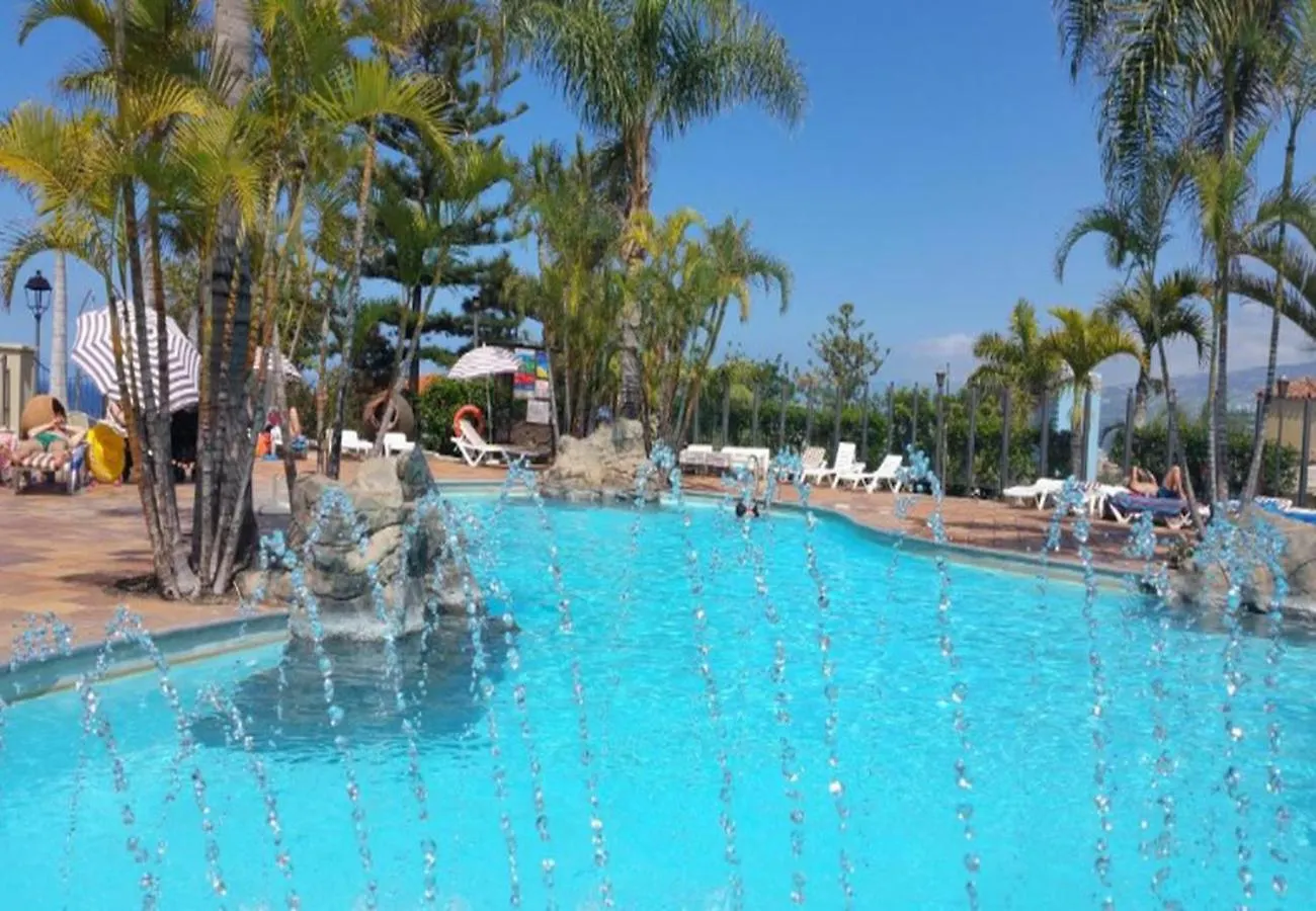 Apartamento Con Piscina Y Vistas Al Mar Sobre Acantilado Los Realejos Spain