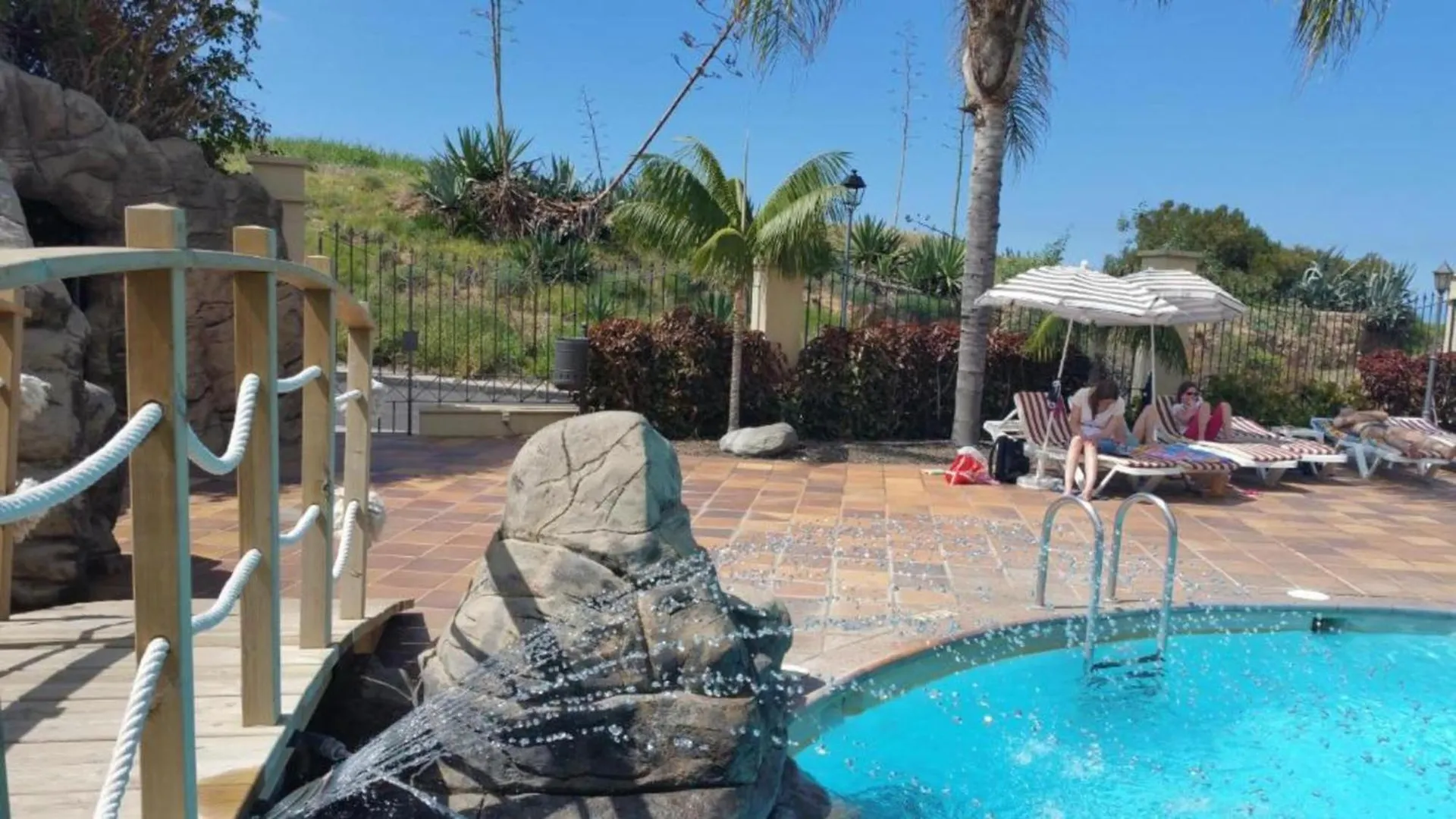 Apartmán Apartamento Con Piscina Y Vistas Al Mar Sobre Acantilado Los Realejos Španělsko